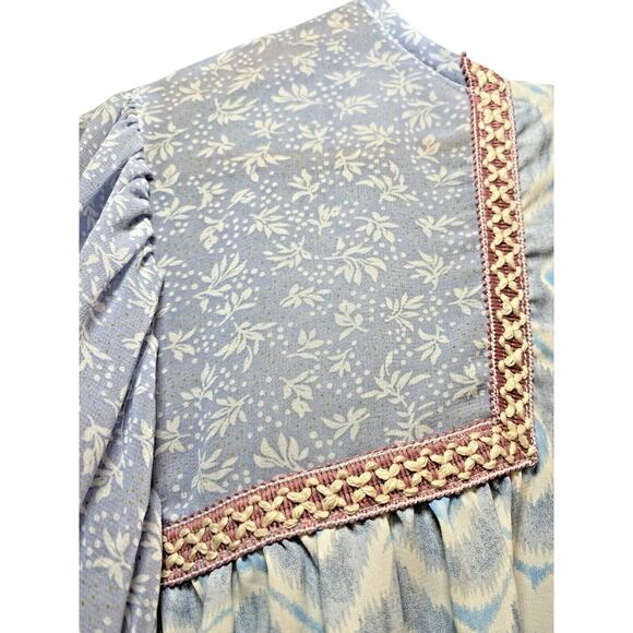 Entro Peasant Top Womens Small Blue Floral Long Sleeve Smocked Detail Oversized - Picture 5 of 6